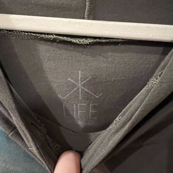 Olive, thin, half sleeve hoodie - Picture 4 of 5